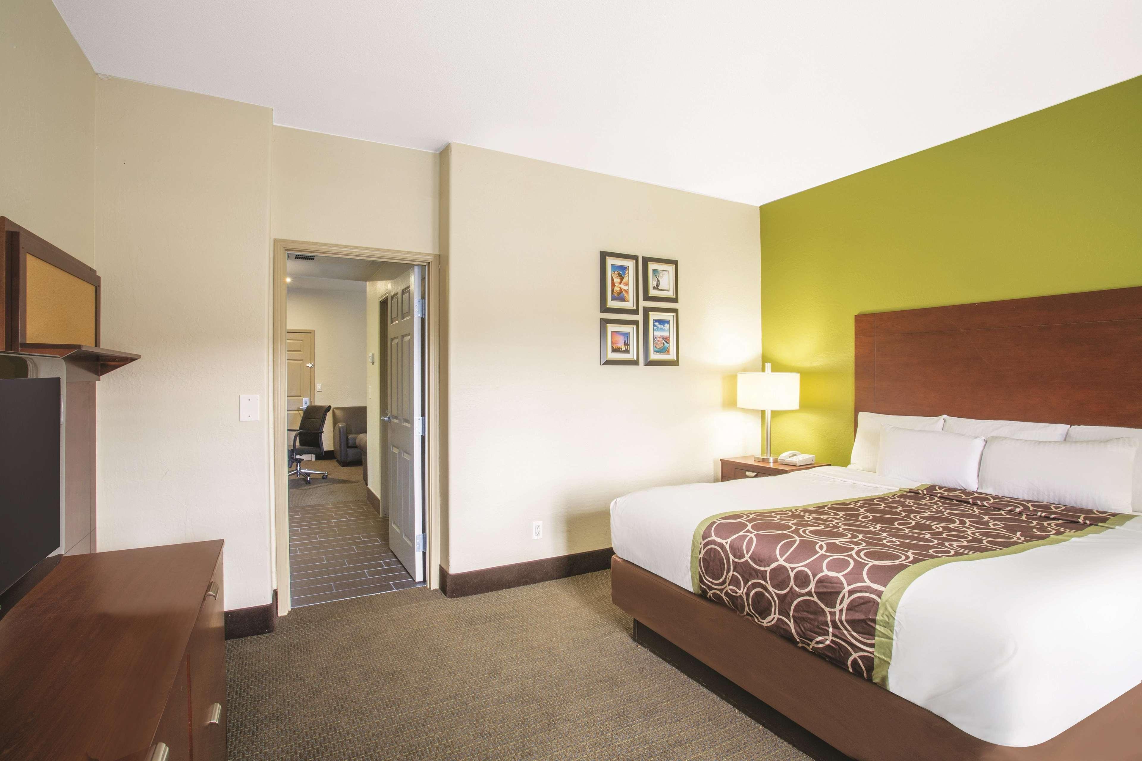 La Quinta By Wyndham Conference Center Prescott Hotel Exterior photo